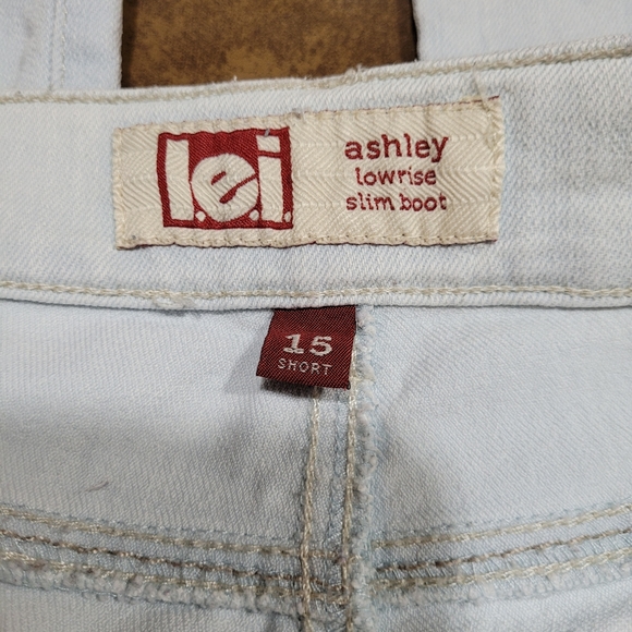 lei Ashley Lowrise Slim Boot Cut Jeans - Picture 3 of 5